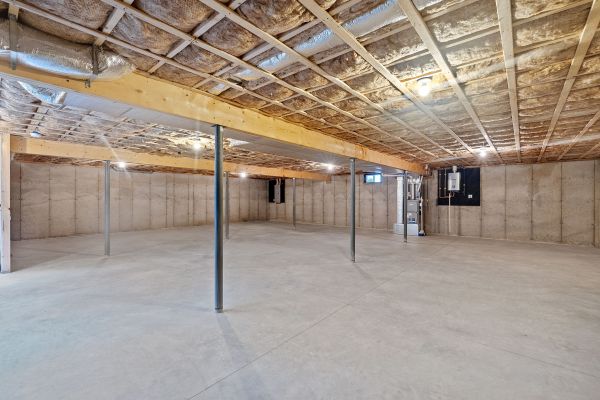 Basement Floor Installation in Irvine