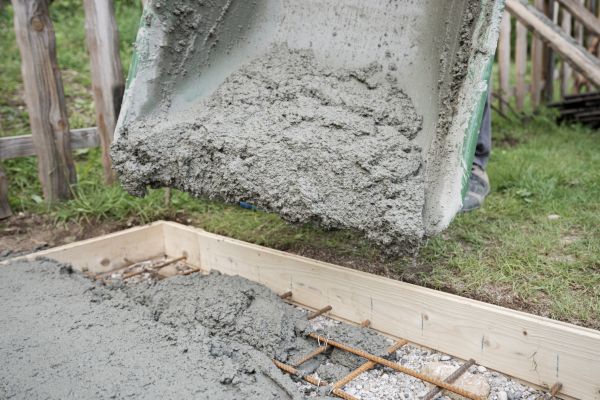 Yard Concrete Pouring in Irvine